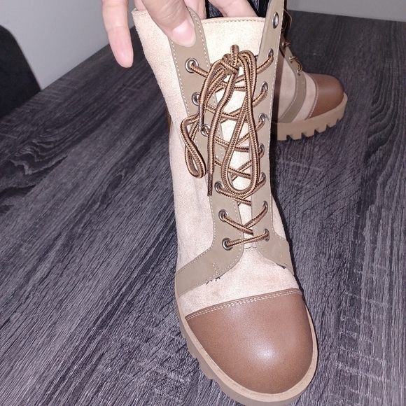 Wild Diva- Brown Lace Up Ankle Boots w Zipper- W Sz 10 - Picture 11 of 12